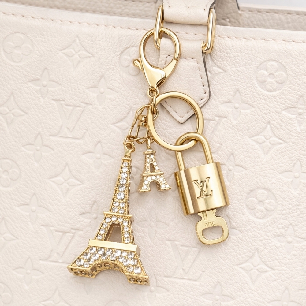 LV Authentic Gold Padlock 🔒 Key Set w/ Unbranded Eiffel Tower Keychain Charm - Picture 1 of 8